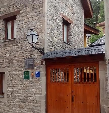 Tia Maria Panzió Cerredo Kültér fotó