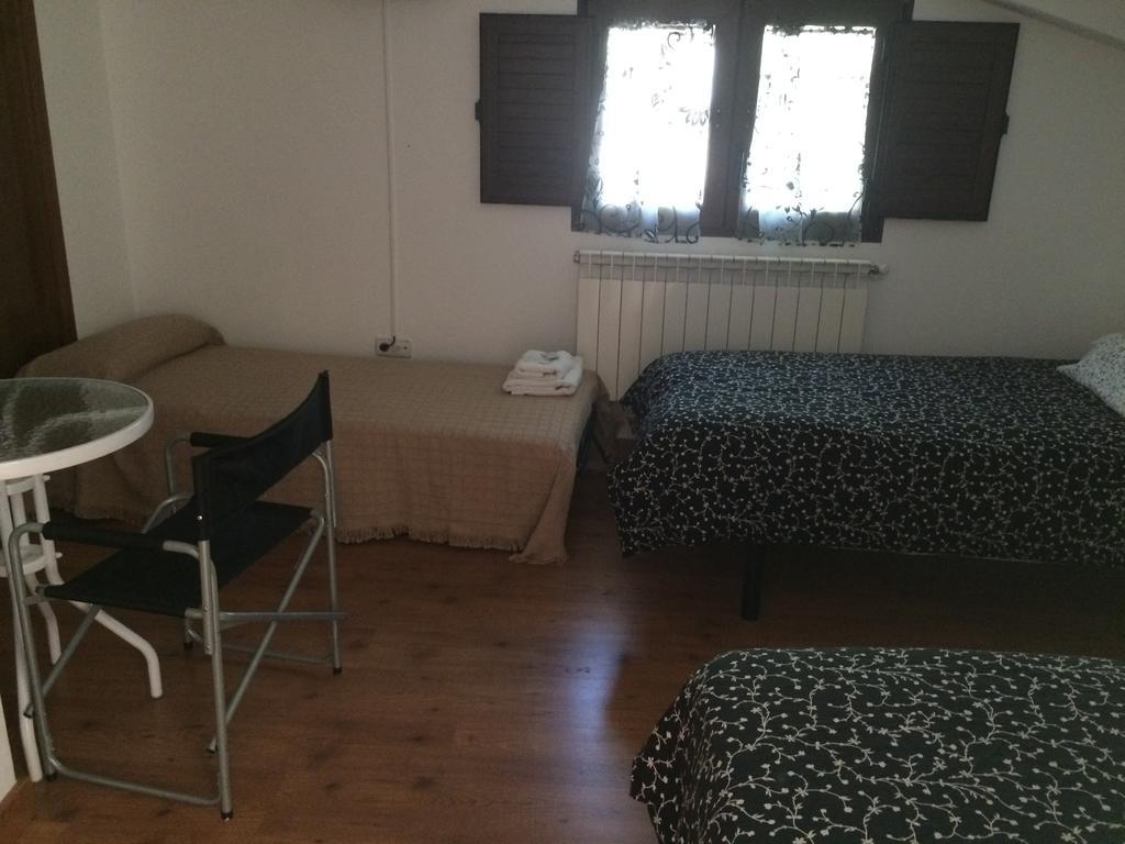Tia Maria Panzió Cerredo Kültér fotó
