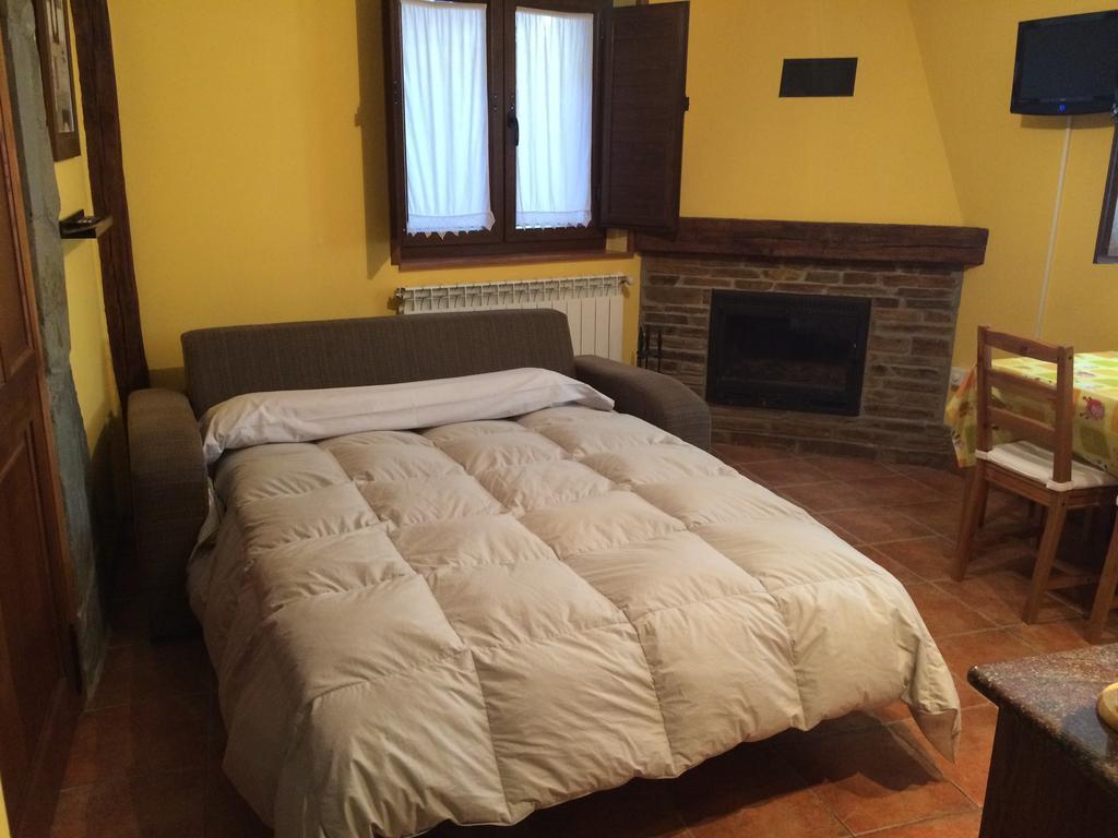Tia Maria Panzió Cerredo Kültér fotó